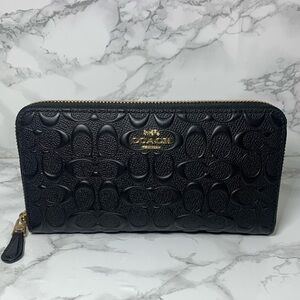 Coach Zip Gold around Long Women Black Wallet